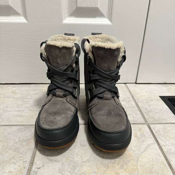 SOREL Tivoli IV Winter Boots - Picture 2 of 5